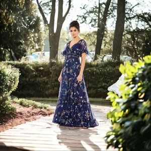 LIKE NEW Mac Duggal FLOUNCE SLEEVE FLORAL MAXI DRESS NAVY BLUE FLORAL 6 70241